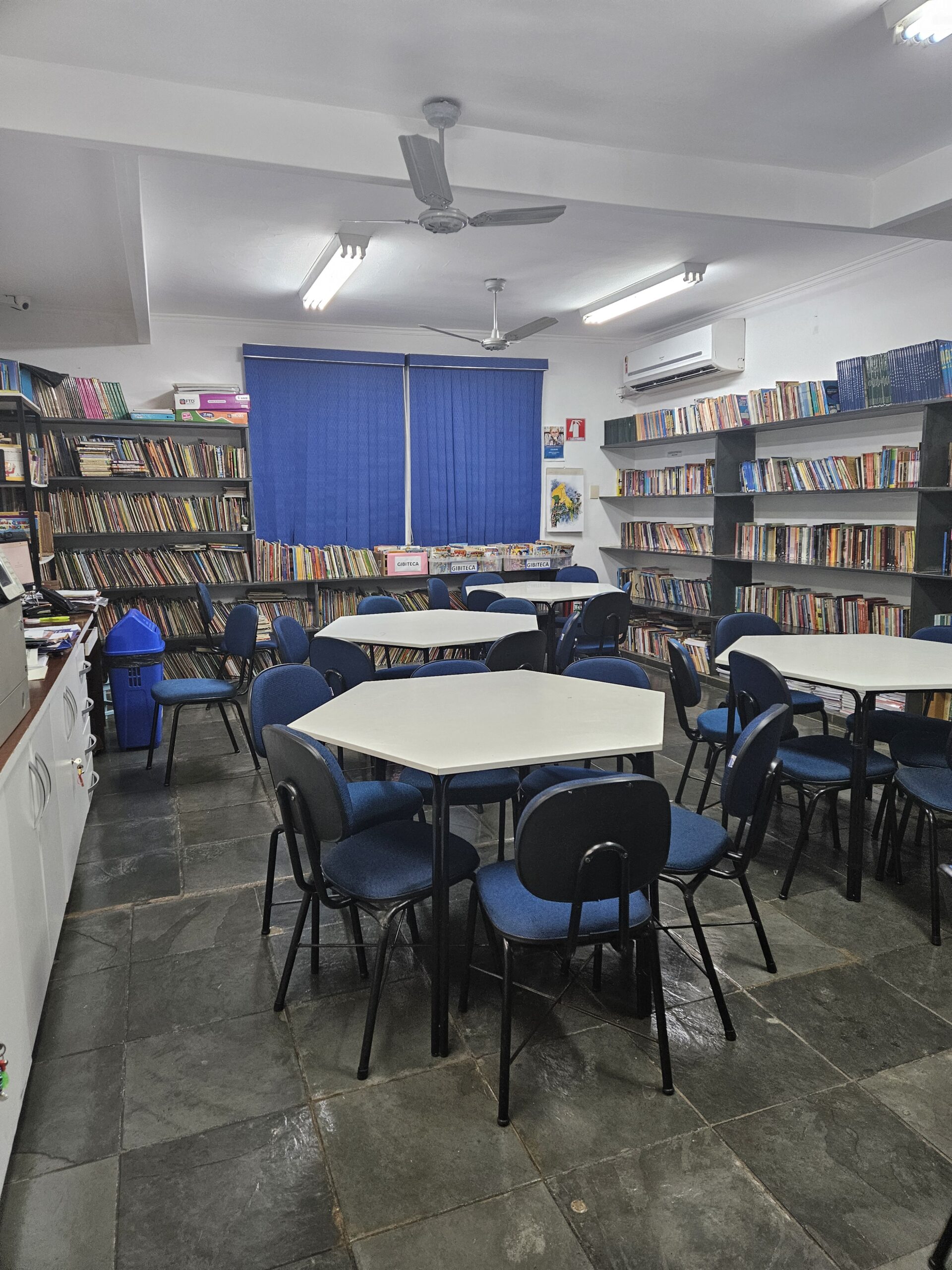 BIBLIOTECA